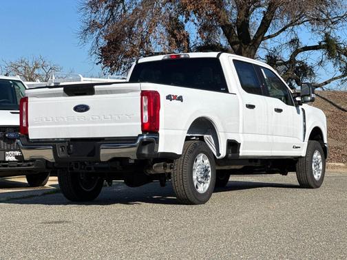 2026 Ford F-350 XLT