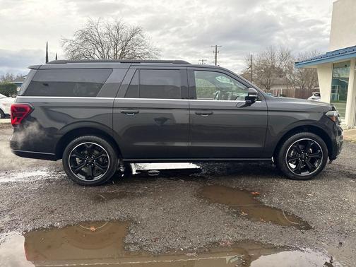 2022 Ford Expedition Max Limited