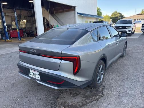 Steel Gray 2025 Kia K4 LXS