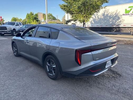 Steel Gray 2025 Kia K4 LXS