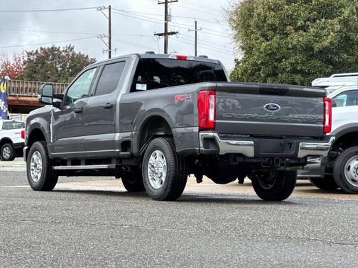 2026 Ford F-350 XLT