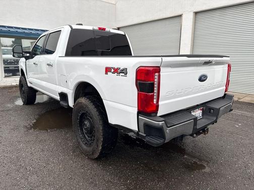 2023 Ford F-250 Lariat