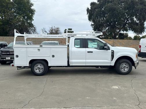 2026 Ford F-250 XL