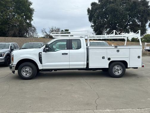 2026 Ford F-250 XL