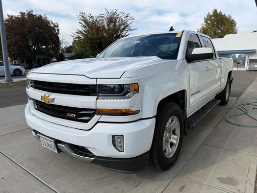 2017 Chevrolet Silverado 1500 2LT