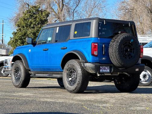 Velocity Blue Metallic 2026 Ford Bronco Big Bend