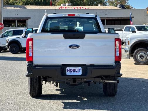 Oxford White 2026 Ford F-350 XL