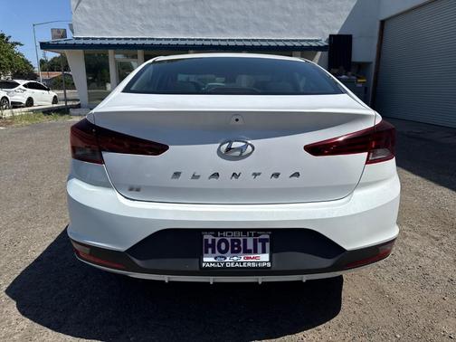 Quartz White Pearl 2020 Hyundai ELANTRA SE