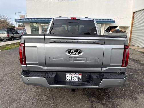 2025 Ford F-150 Platinum