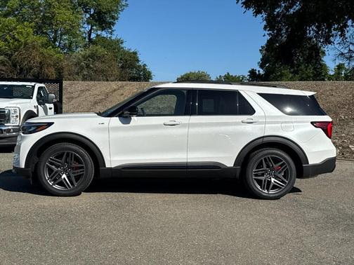 White 2026 Ford Explorer ST-Line