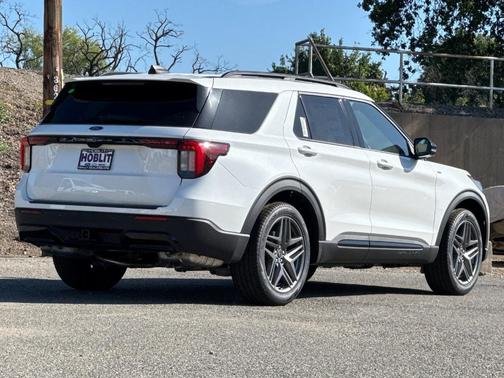 White 2026 Ford Explorer ST-Line