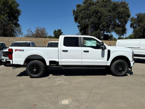 2025 Ford F-250 XL