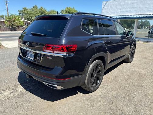 2022 Volkswagen Atlas 3.6L SE w/Technology