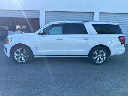 White Metallic 2023 Ford Expedition Max Platinum