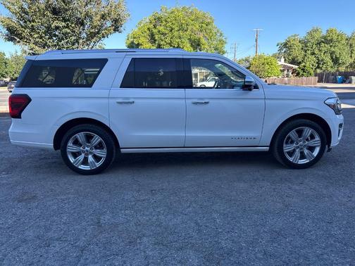 White Metallic 2023 Ford Expedition Max Platinum