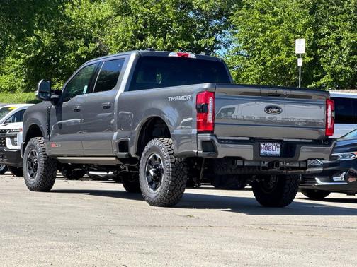 Carbonized Gray Metallic 2026 Ford F-250 Lariat
