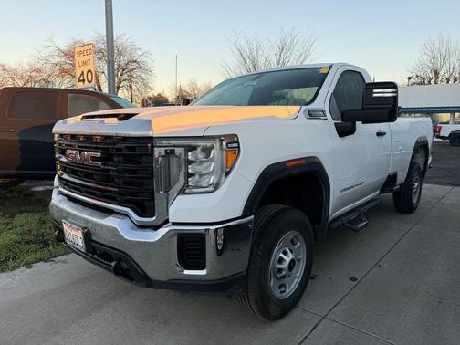 2022 GMC Sierra 2500 Pro