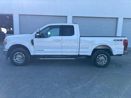 Oxford White 2020 Ford F-350 Lariat Super Duty