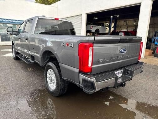 2024 Ford F-250 XLT