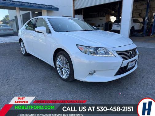 Starfire Pearl 2013 Lexus ES 350 Base