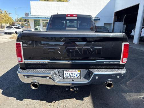 2018 RAM 1500 Limited Crew Cab 4x4 6'4' Box