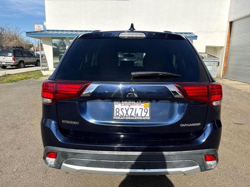 2018 Mitsubishi Outlander SE