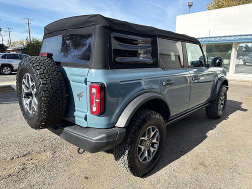2021 Ford Bronco Badlands