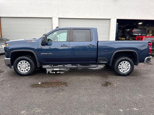 2023 Chevrolet Silverado 2500 LT