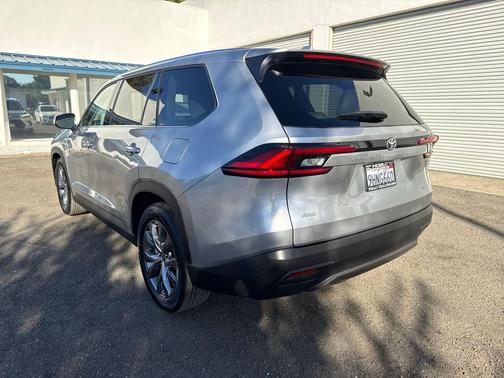 2024 Toyota Grand Highlander Limited