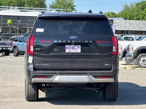 Dark Matter Gray Metallic 2026 Ford Expedition Max Platinum