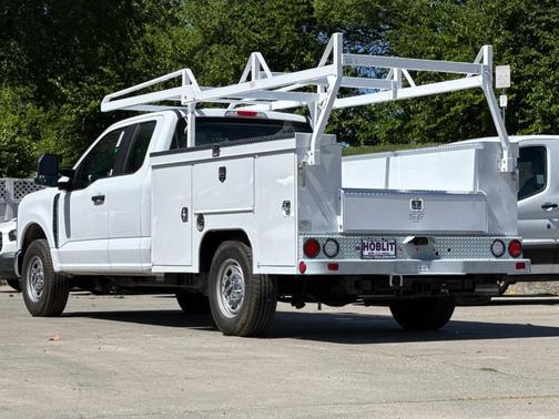 Oxford White 2026 Ford F-250 XL