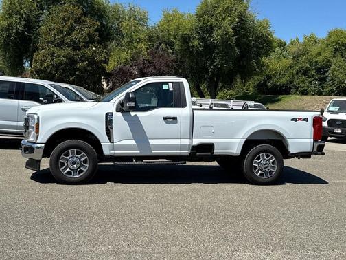 2025 Ford F-250 XLT