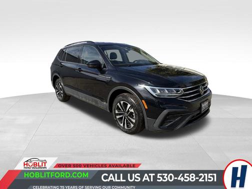 Deep Black Pearl Effect 2023 Volkswagen Tiguan 2.0T S