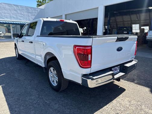 Oxford White 2021 Ford F-150 XLT