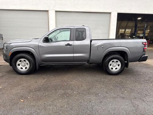 2025 Nissan Frontier S