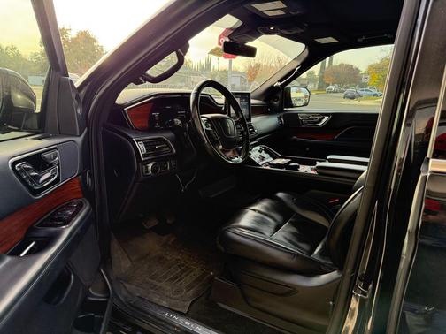 2019 Lincoln Navigator L Reserve