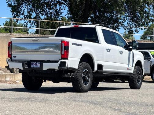 White Metallic 2026 Ford F-250 Platinum