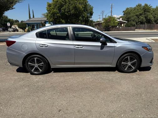 2023 Subaru Impreza Premium