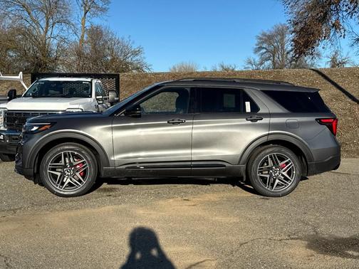 Carbonized Gray Metallic 2026 Ford Explorer ST