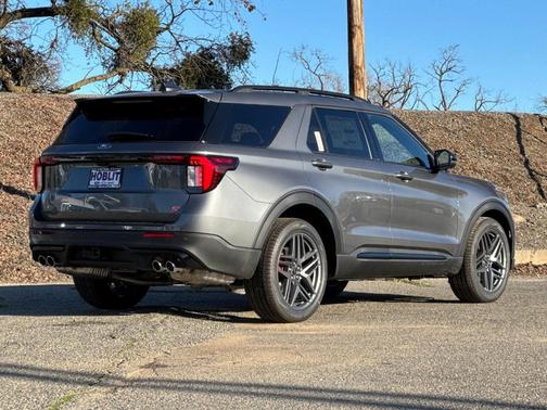 Carbonized Gray Metallic 2026 Ford Explorer ST
