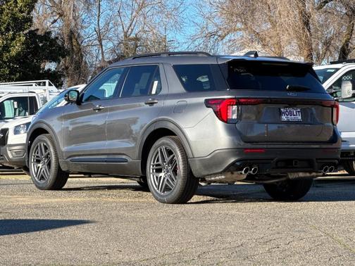Carbonized Gray Metallic 2026 Ford Explorer ST