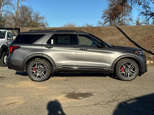Carbonized Gray Metallic 2026 Ford Explorer ST