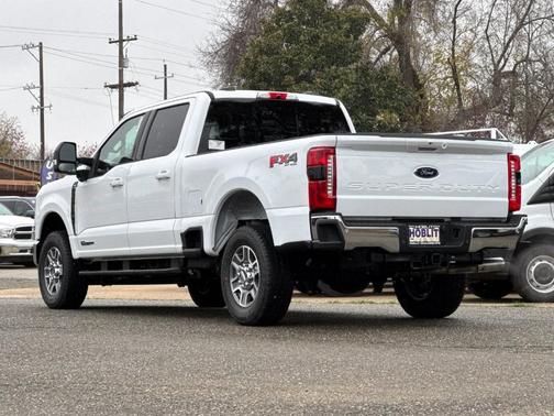 Oxford White 2026 Ford F-250 Lariat