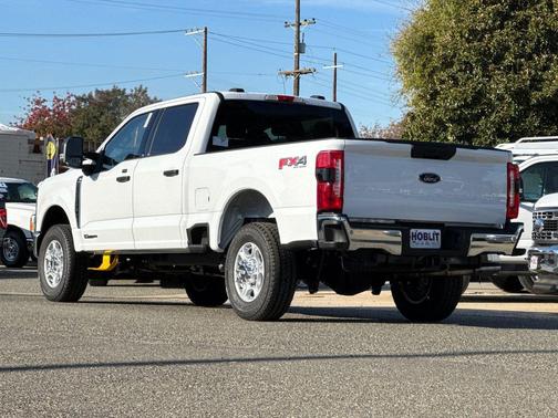 2026 Ford F-350 XLT