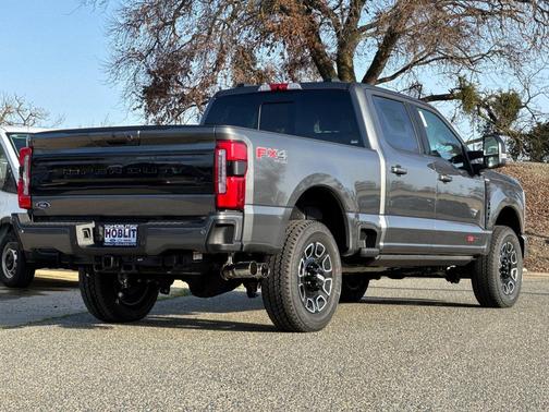 2026 Ford F-250 Platinum