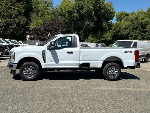 2025 Ford F-250 XLT