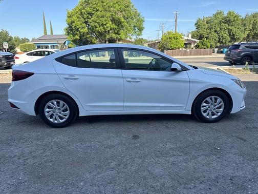 Quartz White Pearl 2020 Hyundai ELANTRA SE