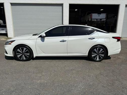 2020 Nissan Altima 2.5 SV
