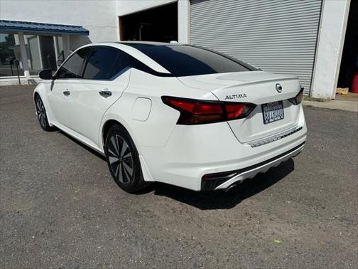 2020 Nissan Altima 2.5 SV