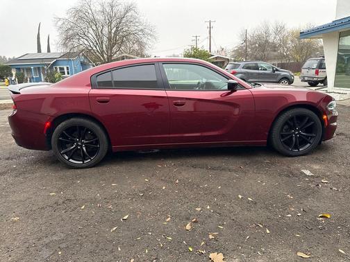 2018 Dodge Charger SXT